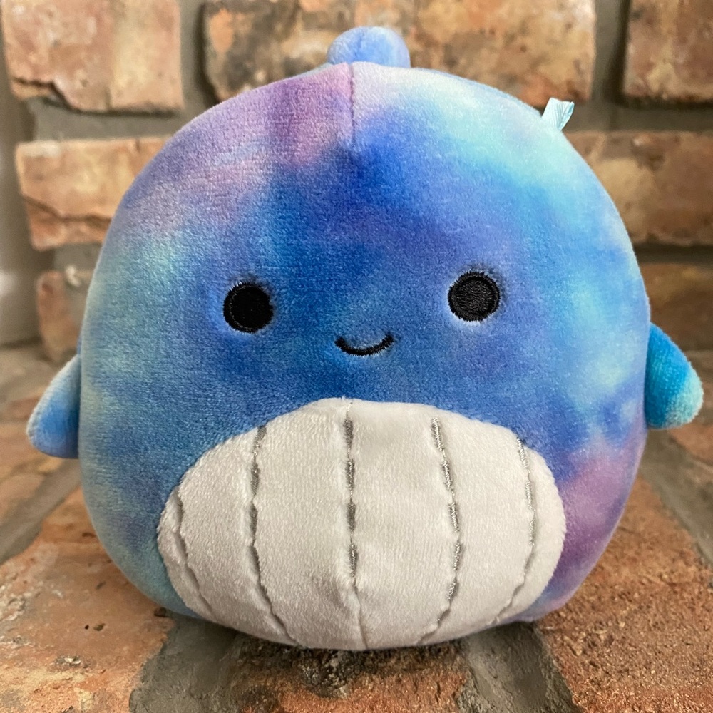 NWT Squishmallow Samir 5” Whale